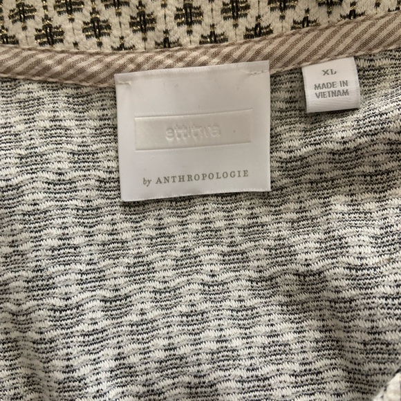 Super cute Anthropologie jacket with a bit of sparkle - Picture 3 of 6